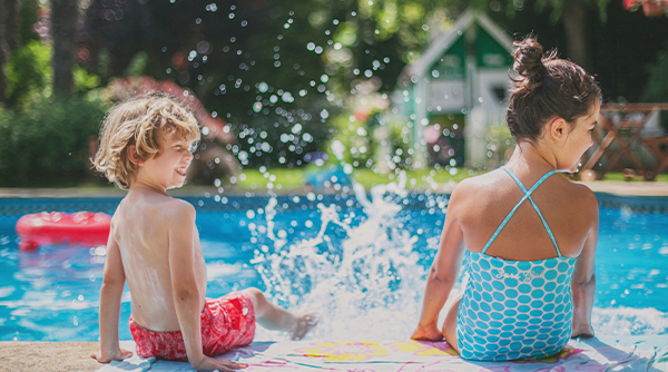 Rewards Family Pool Stay