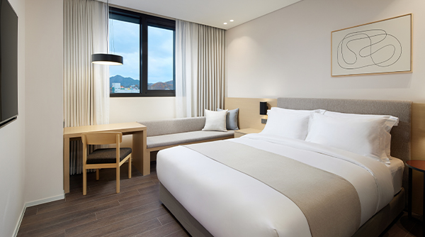 Rewards Flash Stay Deal
